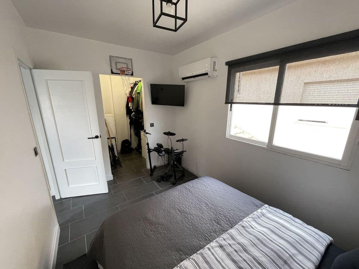 3 makuuhuone Omakotitalo myytävänä paikassa Daya Nueva mukana uima-altaan - 234 900 € (Ref: 10028818)