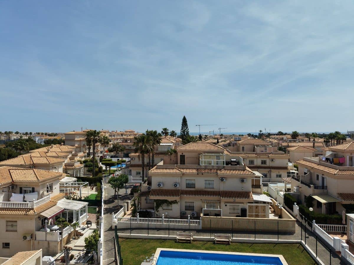 4 sypialnia Dom na sprzedaż w Playa Flamenca z basenem - 290 000 € (Ref: 10028826)