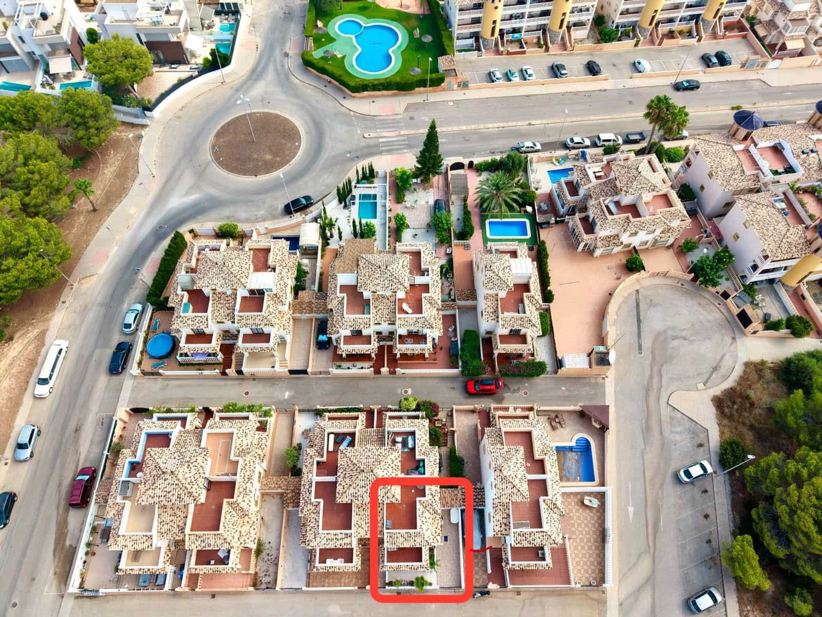 Pareado de 2 habitaciones en Orihuela Costa en venta - 239.000 € (Ref: 10028831)
