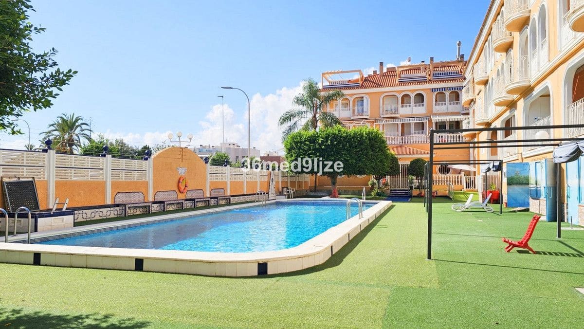 Ático de 3 habitaciones en Los Narejos en venta - 186.900 € (Ref: 10028834)
