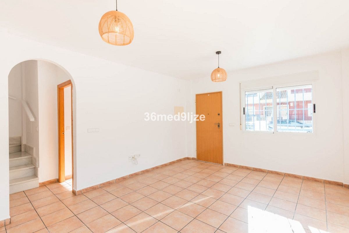 3 soverom Hus til salgs i Roda - € 235 000 (Ref: 10028835)