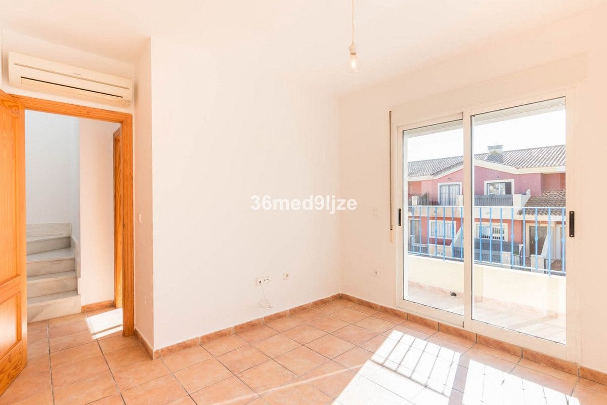 3 soverom Hus til salgs i Roda - € 235 000 (Ref: 10028835)