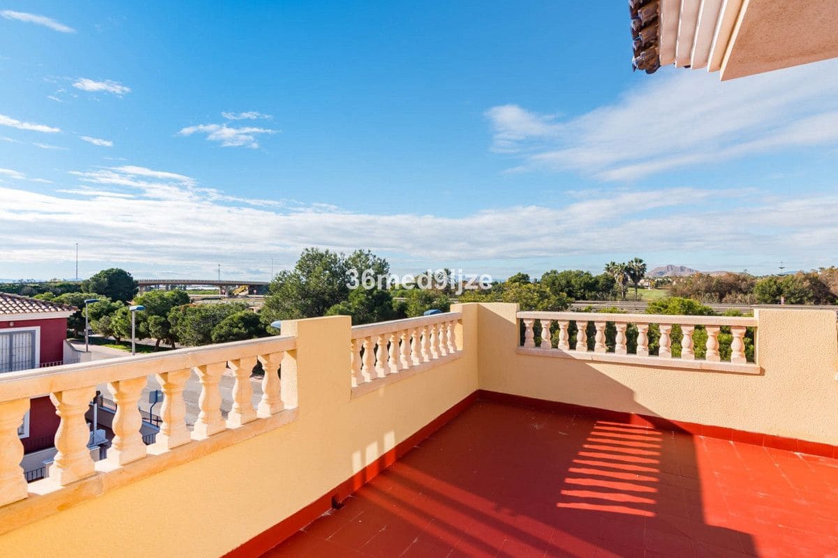 3 soverom Hus til salgs i Roda - € 235 000 (Ref: 10028835)