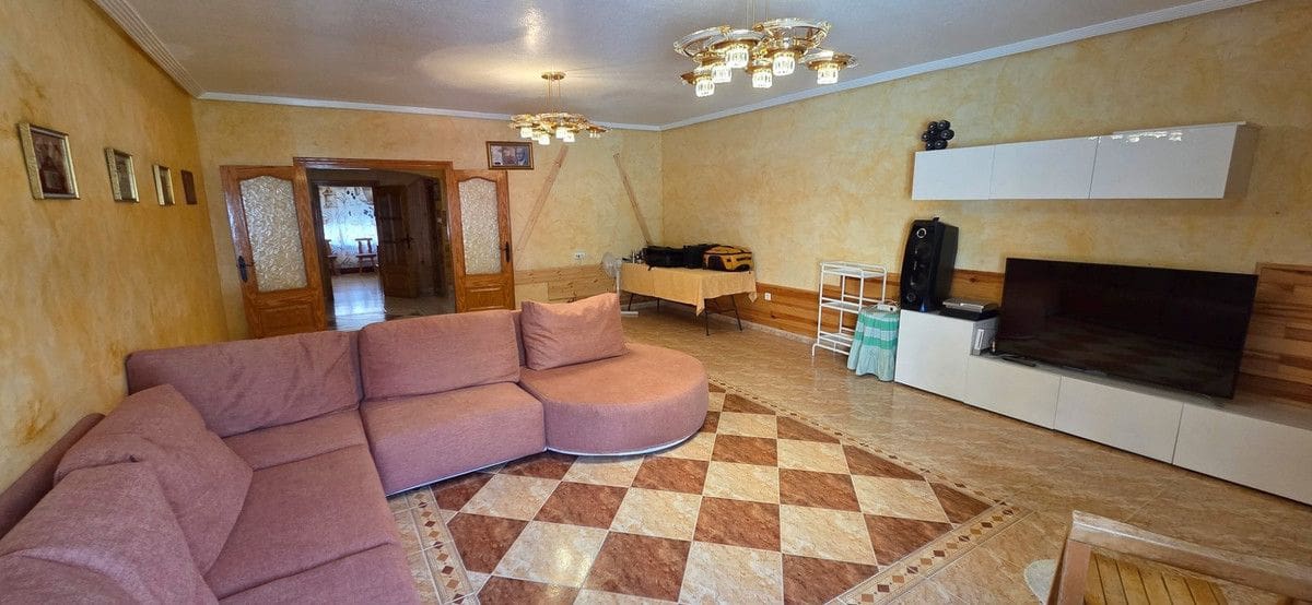 5 bedroom Semi-detached Villa for sale in San Isidro - € 325,000 (Ref: 10028836)