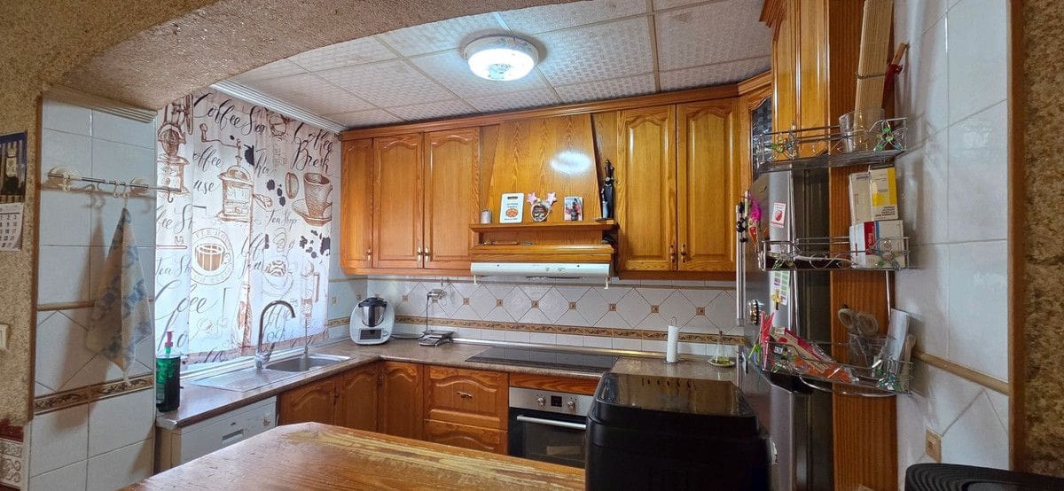 5 bedroom Semi-detached Villa for sale in San Isidro - € 325,000 (Ref: 10028836)