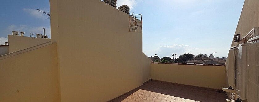 3 Zimmer Haus zu verkaufen in Torrevieja mit Pool - 349.900 € (Ref: 10028837)