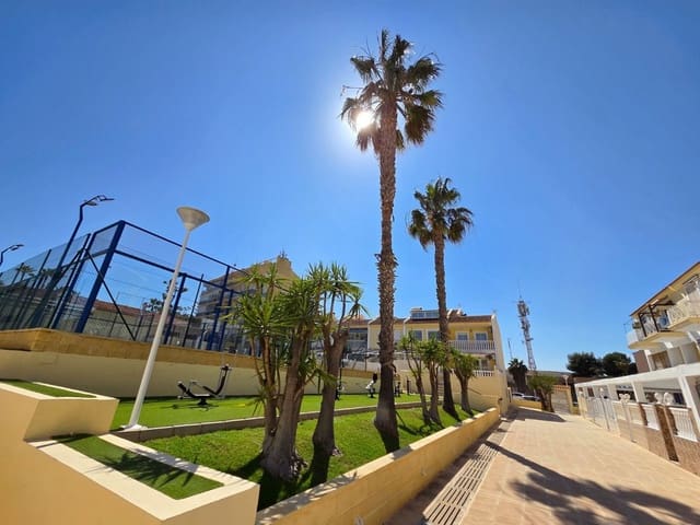 3 Zimmer Haus zu verkaufen in Torreblanca, Torrevieja mit Pool - 349.900 € (Ref: 10028837)