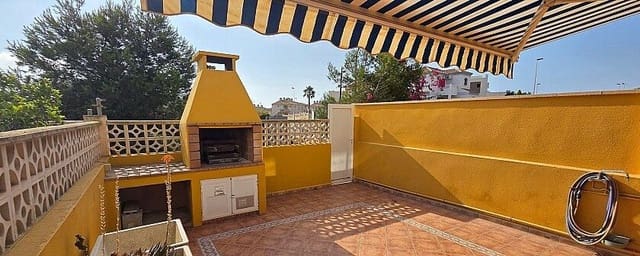 3 Zimmer Haus zu verkaufen in Torreblanca, Torrevieja mit Pool - 349.900 € (Ref: 10028837)