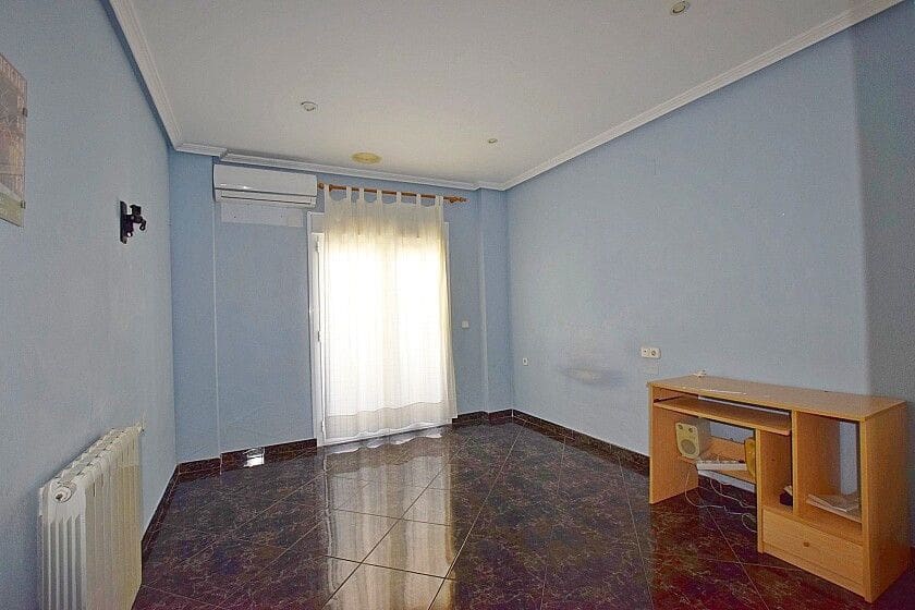 7 Zimmer Doppelhaus zu verkaufen in San Miguel de Salinas mit Pool - 349.900 € (Ref: 10028839)