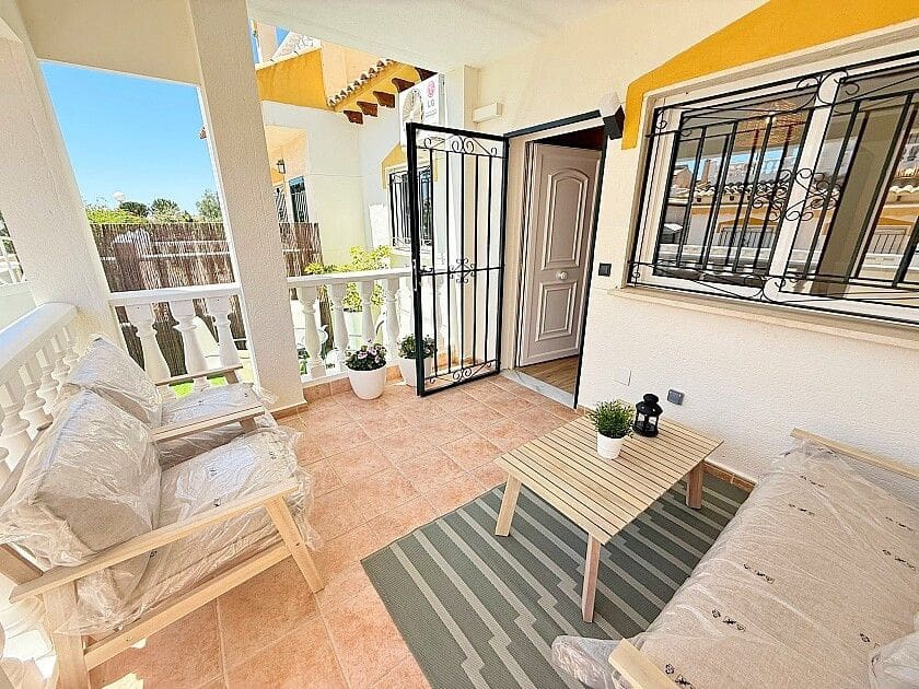 3 Zimmer Haus zu verkaufen in Orihuela Costa mit Pool - 288.000 € (Ref: 10028840)