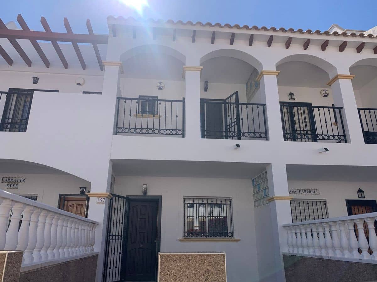 2 sovrum Hus till salu i Orihuela Costa med pool - 199 950 € (Ref: 10028841)