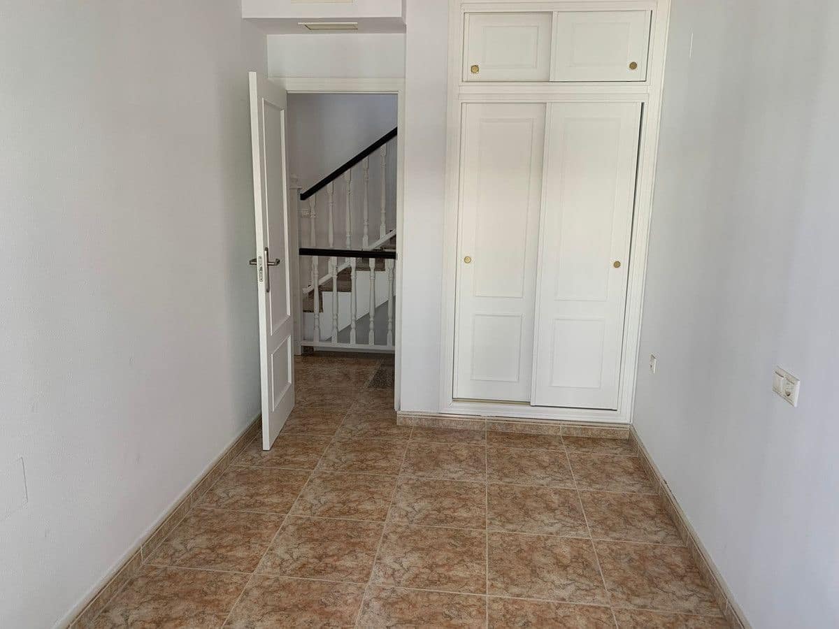 2 sovrum Hus till salu i Orihuela Costa med pool - 199 950 € (Ref: 10028841)