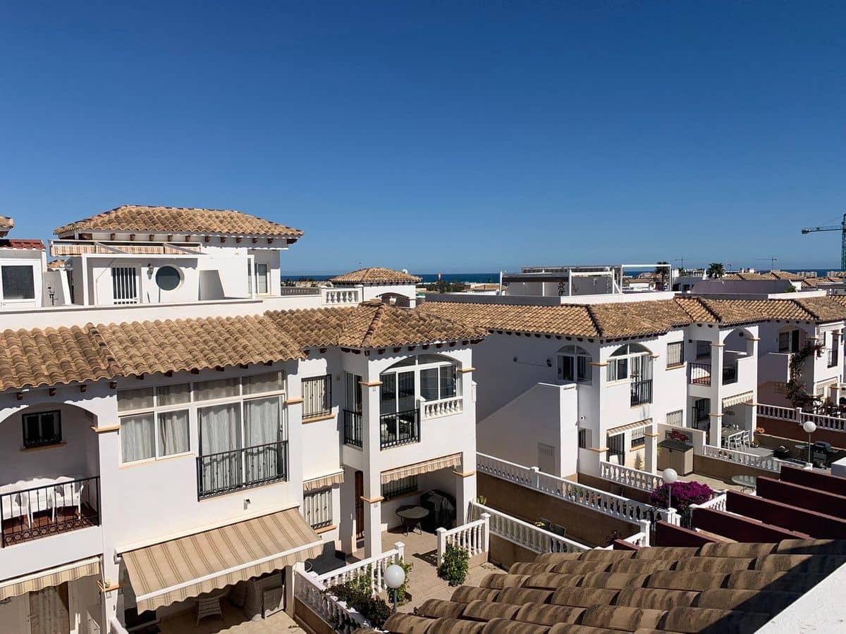 2 sovrum Hus till salu i Orihuela Costa med pool - 199 950 € (Ref: 10028841)