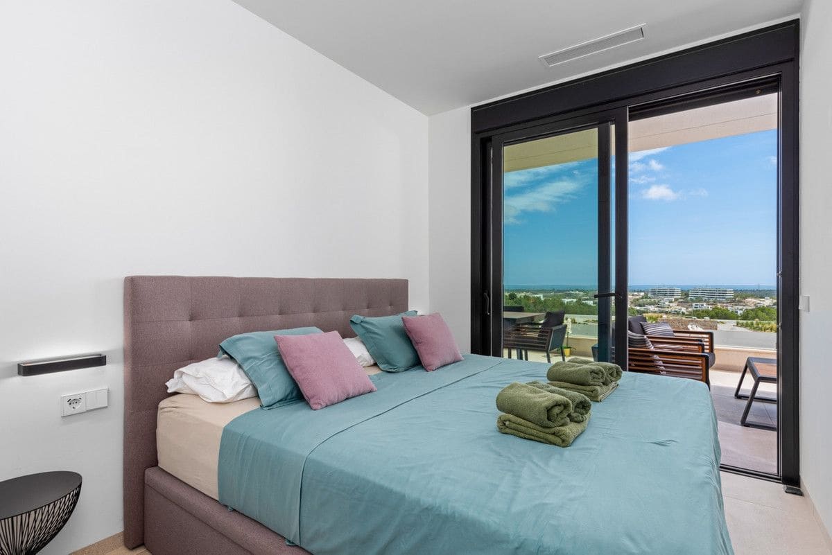 2 soverom Leilighet til salgs i Las Colinas Golf med svømmebasseng - € 479 000 (Ref: 10029464)