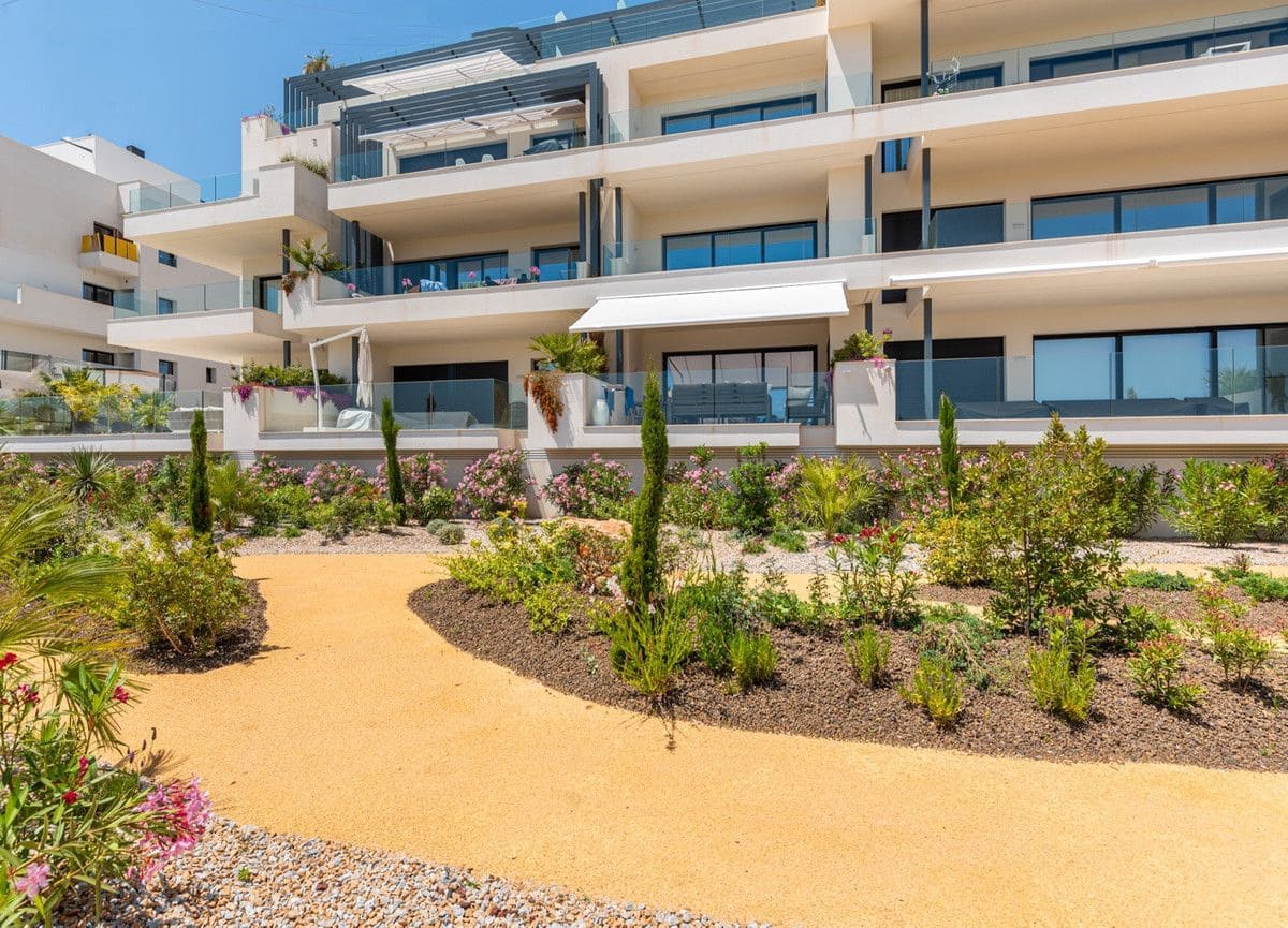 2 soverom Leilighet til salgs i Las Colinas Golf med svømmebasseng - € 479 000 (Ref: 10029464)