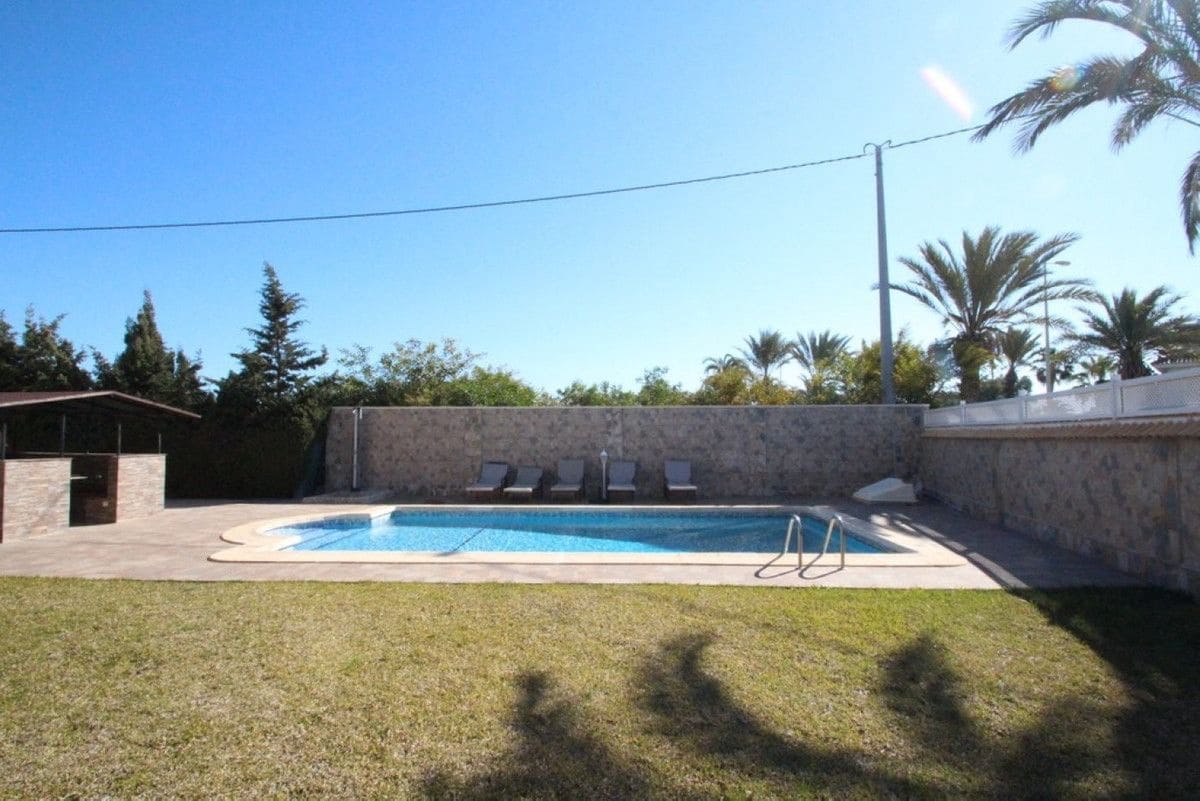 5 makuuhuone Huvila myytävänä paikassa Cabo Roig - 1 250 000 € (Ref: 10029466)