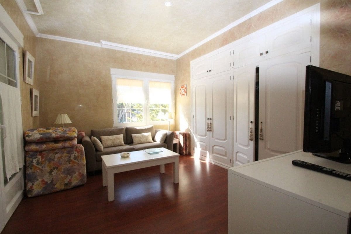 5 makuuhuone Huvila myytävänä paikassa Cabo Roig - 1 250 000 € (Ref: 10029466)