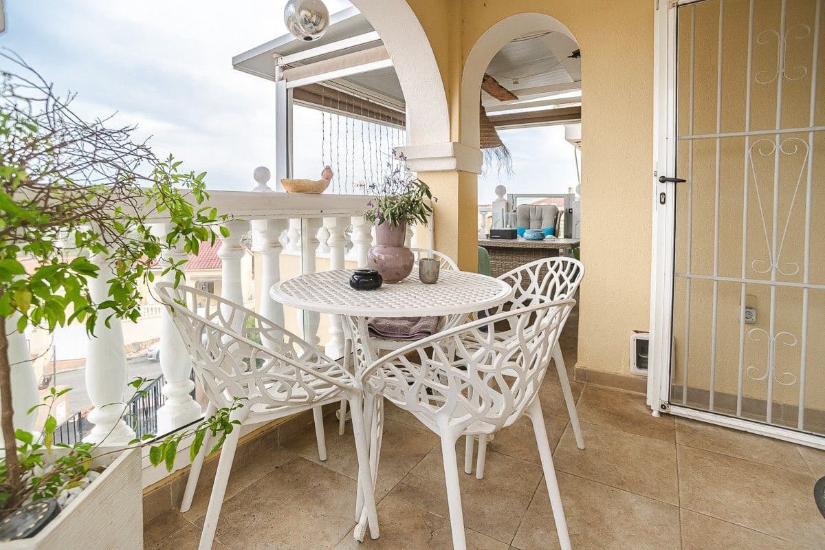 3 makuuhuone Huvila myytävänä paikassa San Fulgencio mukana uima-altaan - 288 000 € (Ref: 10029469)
