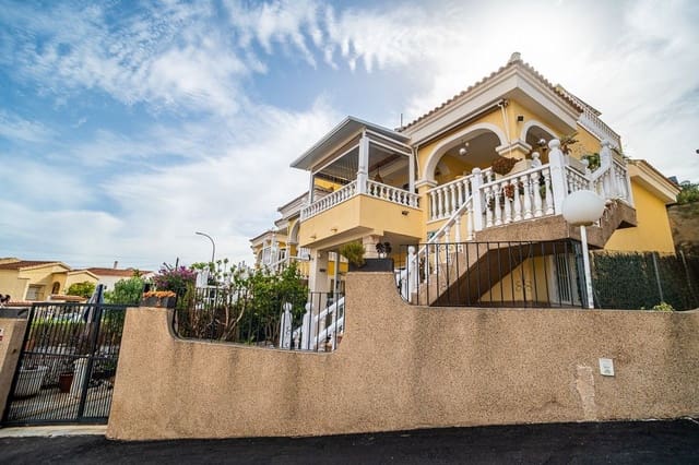 3 makuuhuone Huvila myytävänä paikassa San Fulgencio mukana uima-altaan - 288 000 € (Ref: 10029469)