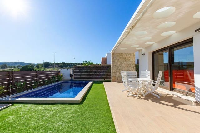 3 soveværelse Villa til salg i Desamparados - Hurchillo - Torremendo, Orihuela med swimmingpool - € 475.000 (Ref: 10029475)