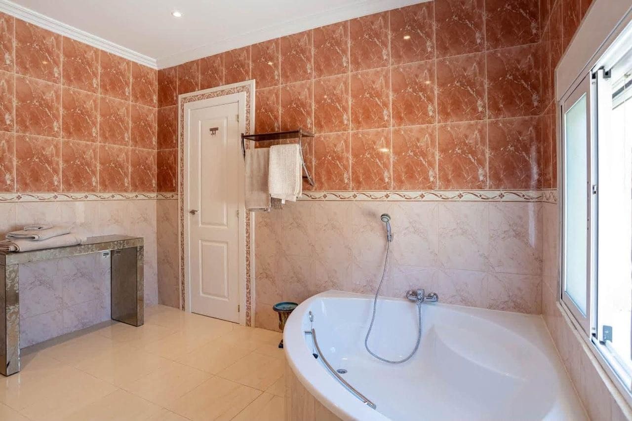 4 bedroom Villa for sale in San Miguel de Salinas - € 799,000 (Ref: 10029493)