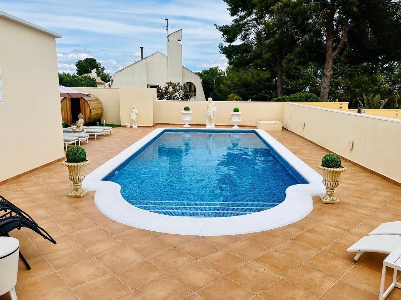 4 bedroom Villa for sale in San Miguel de Salinas - € 799,000 (Ref: 10029493)