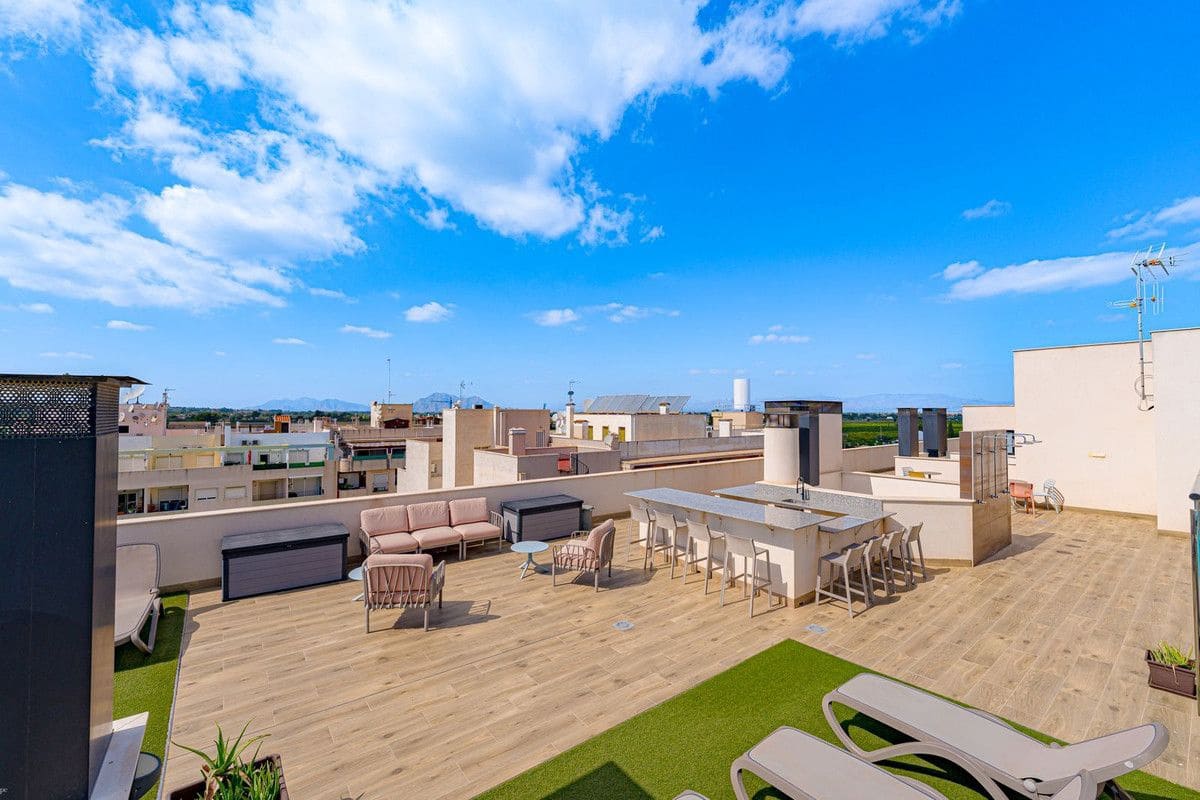 Apartamento de 2 habitaciones en Formentera del Segura en venta con piscina - 199.900 € (Ref: 10032220)