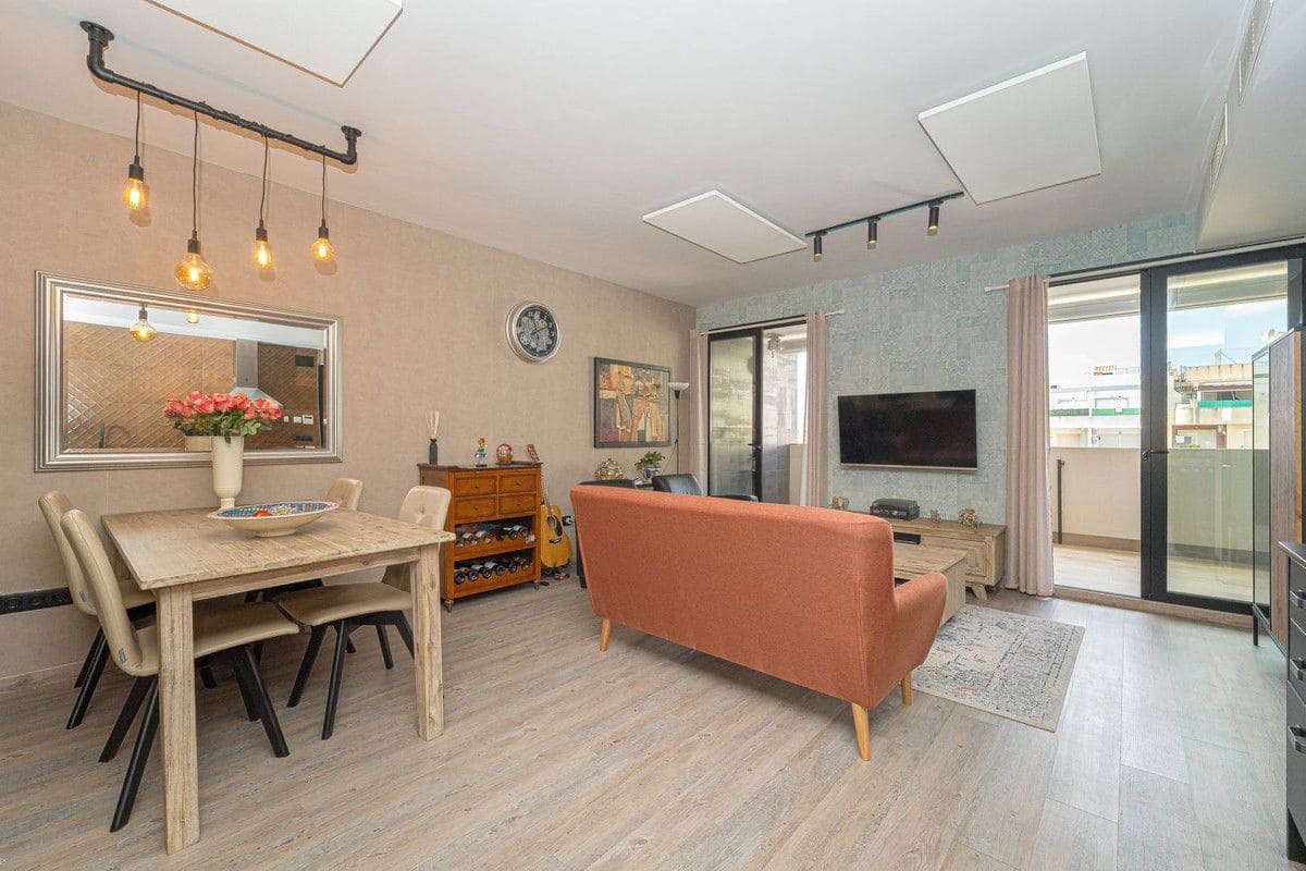 Apartamento de 2 habitaciones en Formentera del Segura en venta con piscina - 199.900 € (Ref: 10032220)
