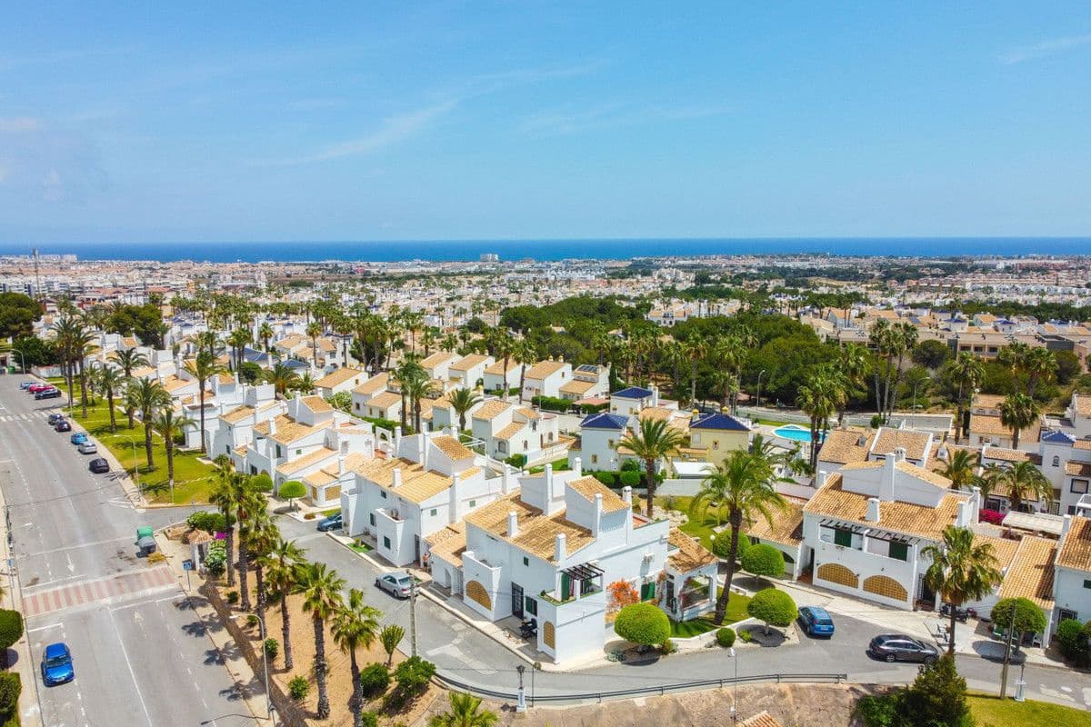 4 soverom Villa til salgs i Orihuela Costa - € 750 000 (Ref: 10034111)