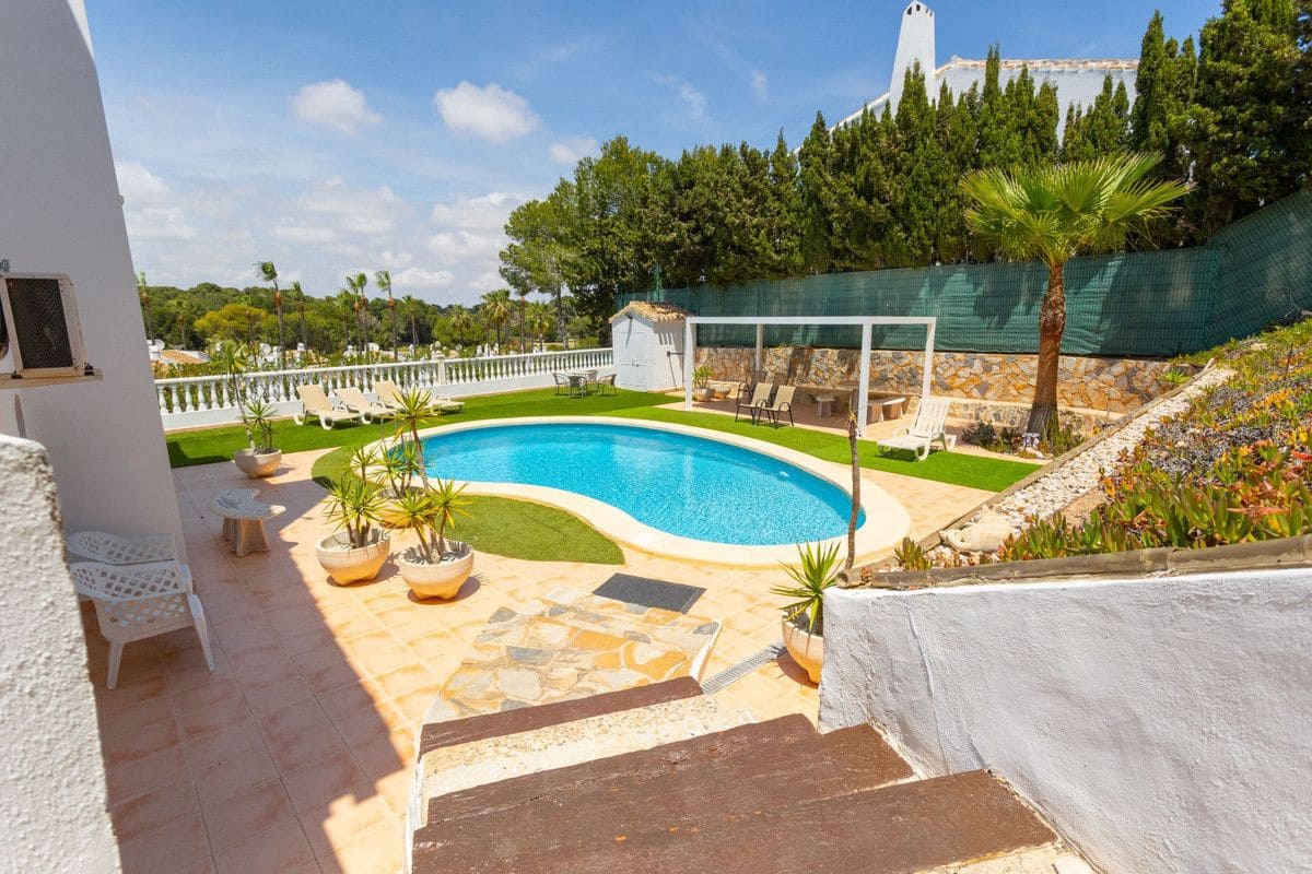 4 soverom Villa til salgs i Orihuela Costa - € 750 000 (Ref: 10034111)