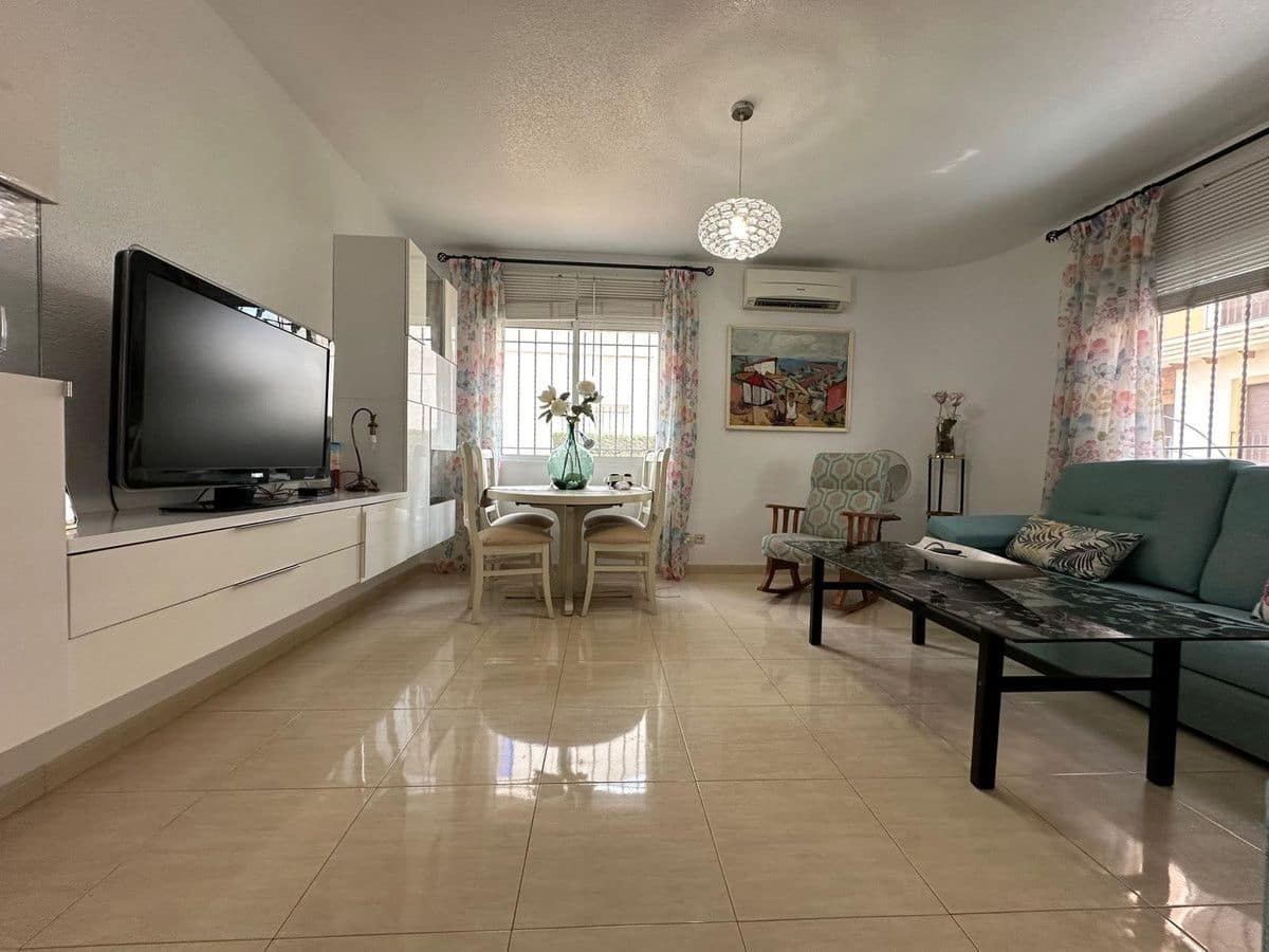 4 soverom Hus til salgs i Los Alcazares - € 299 000 (Ref: 10034112)