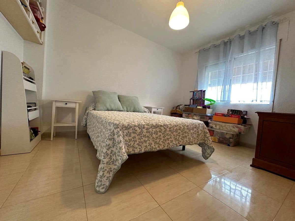 4 soverom Hus til salgs i Los Alcazares - € 299 000 (Ref: 10034112)