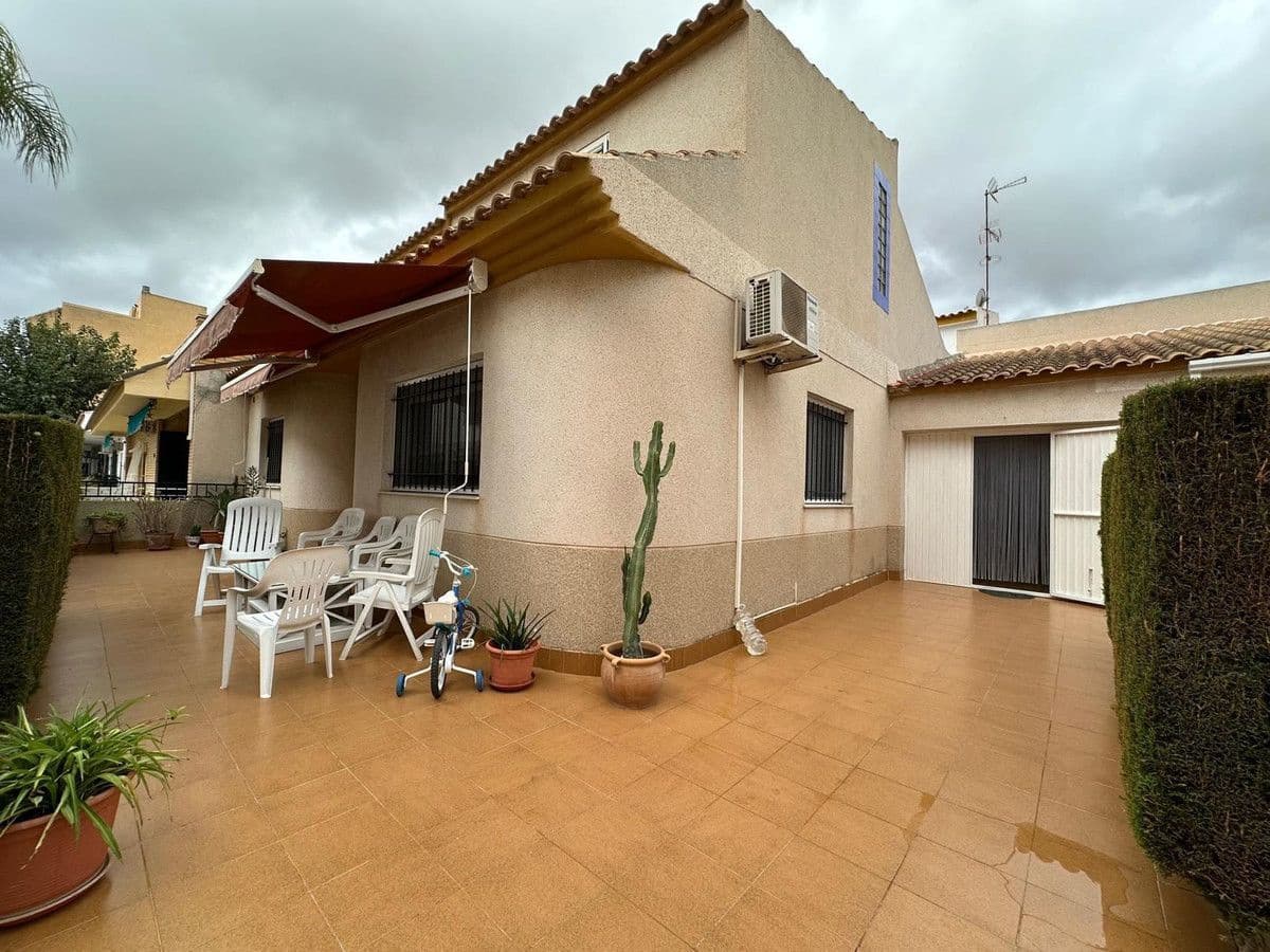4 soverom Hus til salgs i Los Alcazares - € 299 000 (Ref: 10034112)