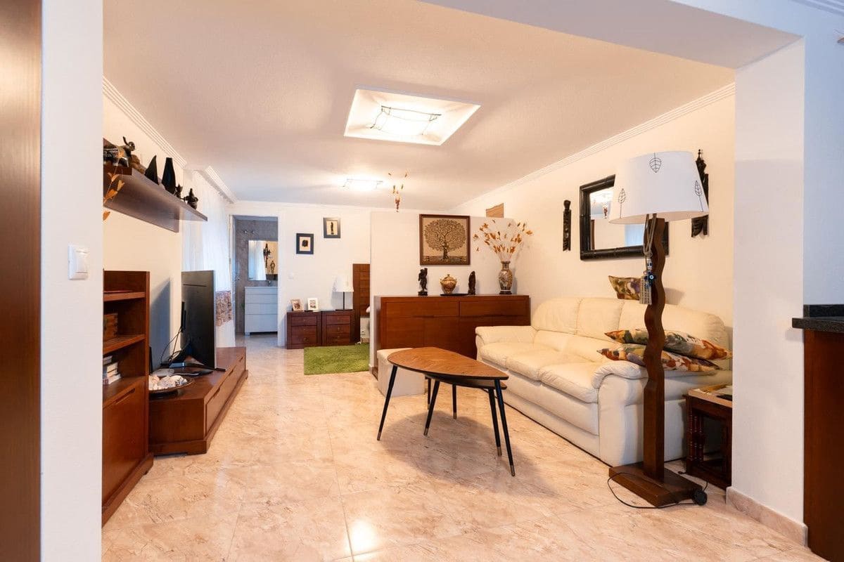 7 bedroom Villa for sale in Orihuela Costa - € 930,000 (Ref: 10034114)