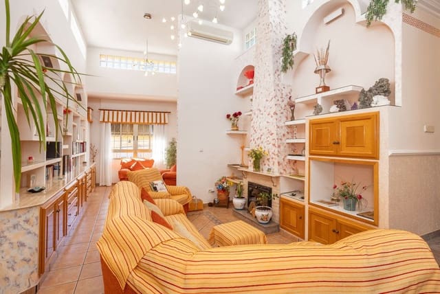 4 soverom Villa til salgs i La Unión - € 375 000 (Ref: 10034115)