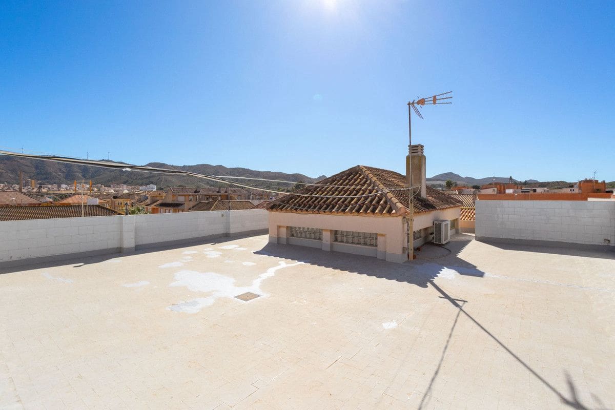 4 bedroom Villa for sale in La Union - € 375,000 (Ref: 10034115)