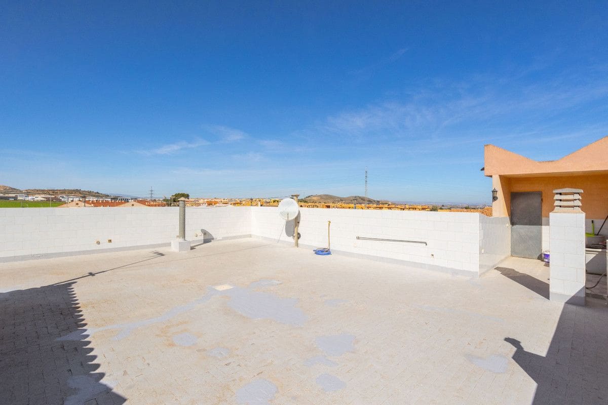 4 bedroom Villa for sale in La Union - € 375,000 (Ref: 10034115)