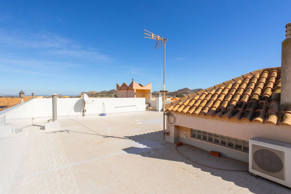 4 bedroom Villa for sale in La Union - € 375,000 (Ref: 10034115)