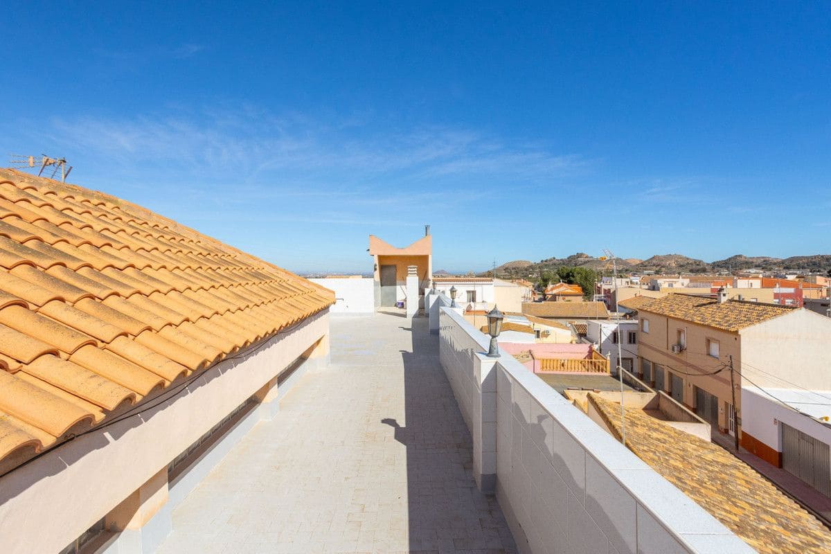 4 bedroom Villa for sale in La Union - € 375,000 (Ref: 10034115)