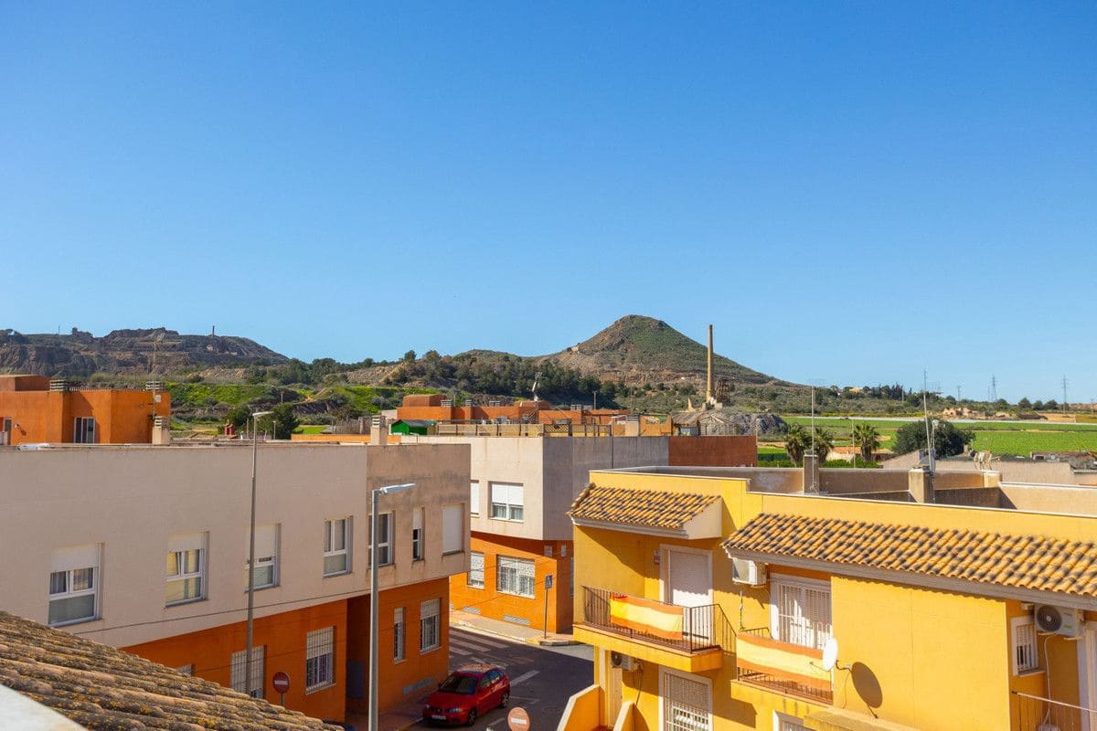 4 bedroom Villa for sale in La Union - € 375,000 (Ref: 10034115)