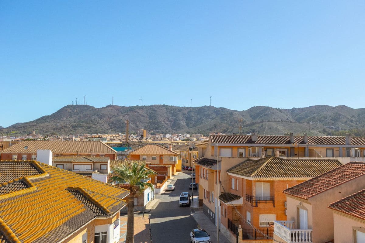 4 bedroom Villa for sale in La Union - € 375,000 (Ref: 10034115)