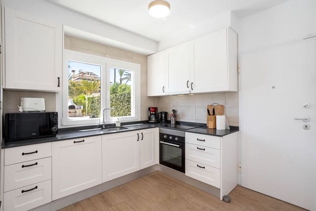 3 sovrum Villa till salu i La Zenia, Orihuela - 940 000 € (Ref: 10034117)