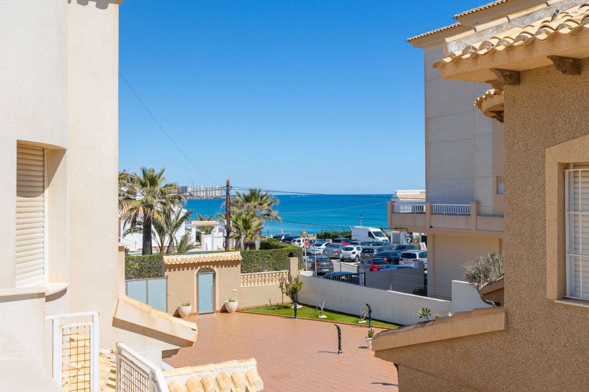 3 sovrum Villa till salu i La Zenia - 940 000 € (Ref: 10034117)