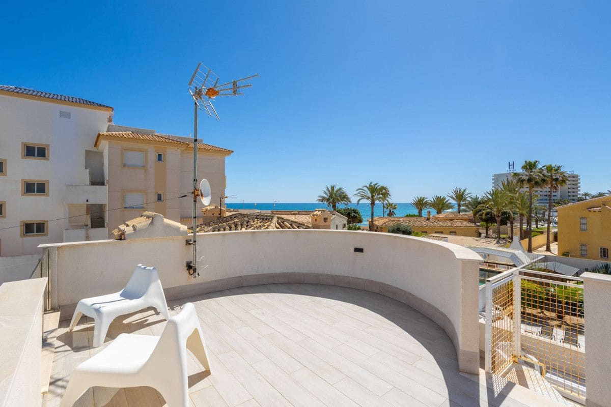 3 sovrum Villa till salu i La Zenia - 940 000 € (Ref: 10034117)