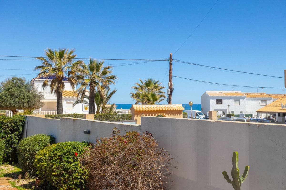 3 sovrum Villa till salu i La Zenia - 940 000 € (Ref: 10034117)
