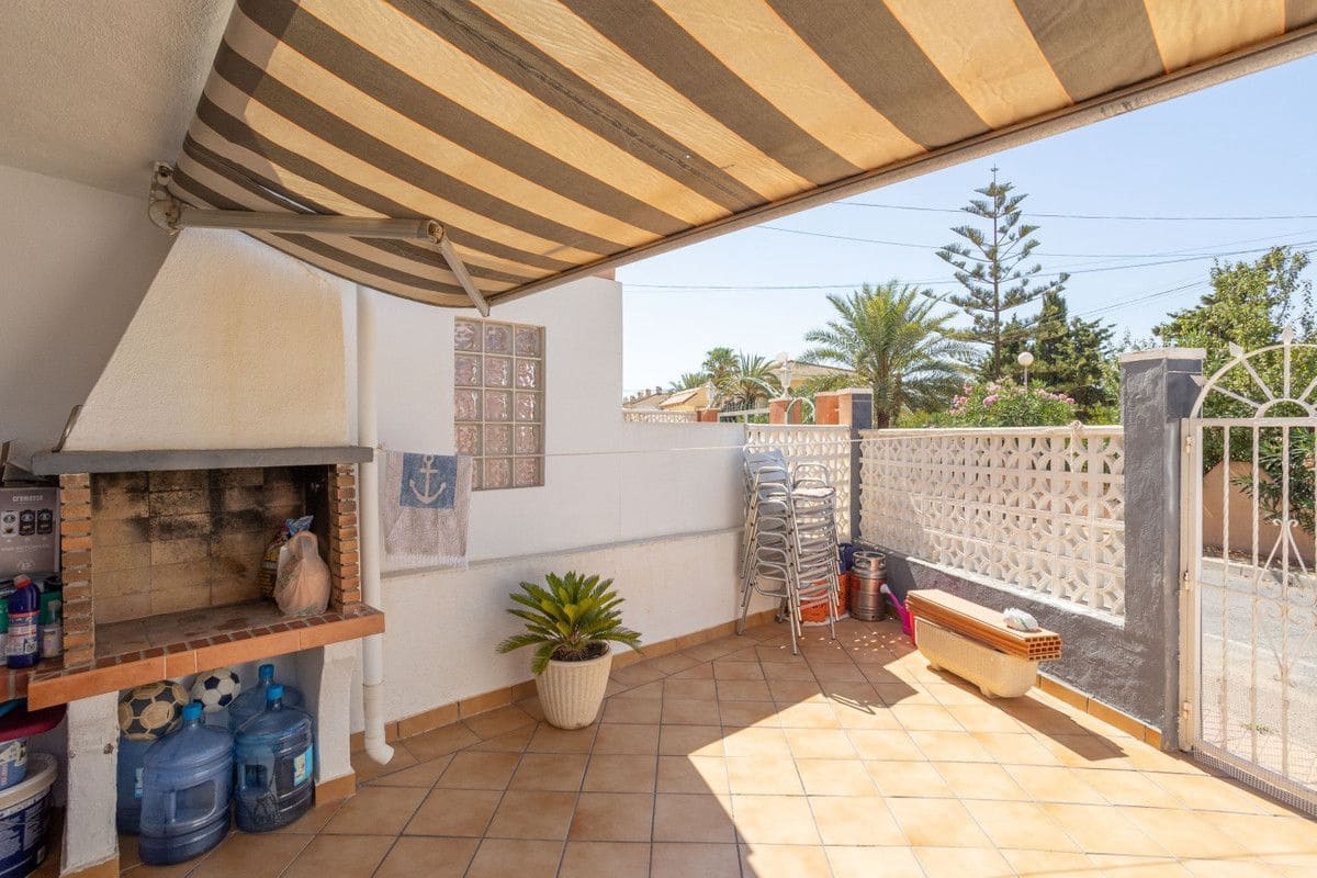 2 sovrum Hus till salu i Torrevieja - 220 000 € (Ref: 10034118)
