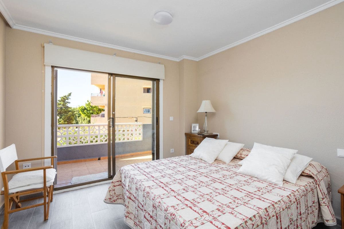 2 sovrum Hus till salu i Torrevieja - 220 000 € (Ref: 10034118)