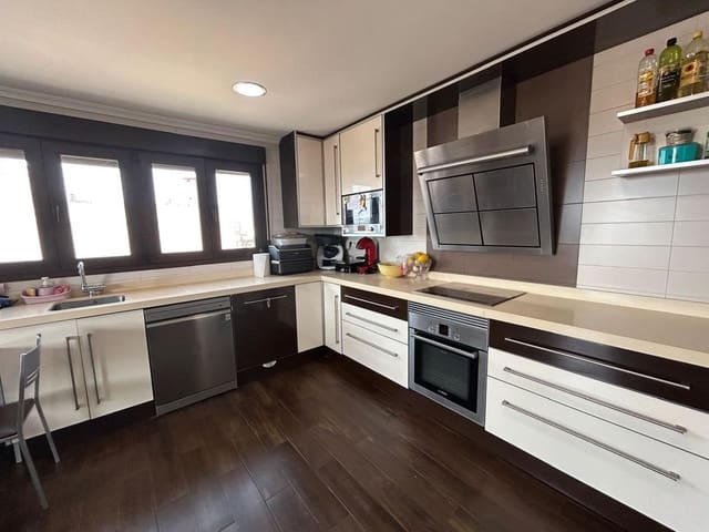 Apartamento de 3 habitaciones en San Pedro del Pinatar en venta - 370.000 € (Ref: 10034121)