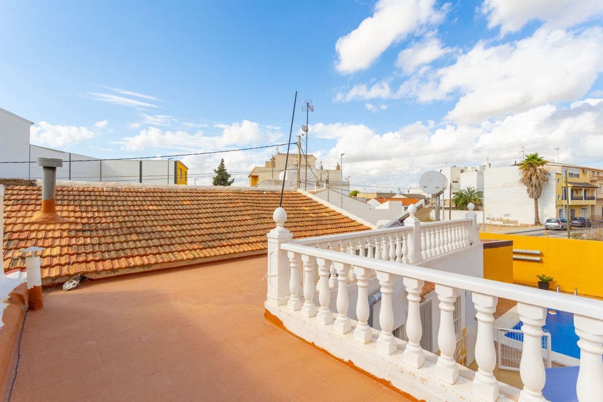 4 makuuhuone Omakotitalo myytävänä paikassa Los Montesinos - 290 000 € (Ref: 10034122)
