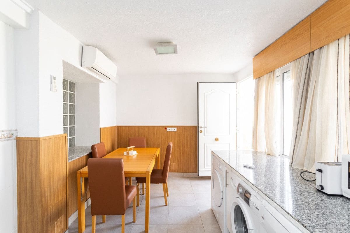 4 makuuhuone Omakotitalo myytävänä paikassa Los Montesinos - 290 000 € (Ref: 10034122)